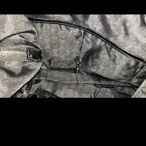 👜 Michael Kors Purse Black Hamilton Croc Embossed Silver Logo Lock Chain 👜 - Picture 11 of 12